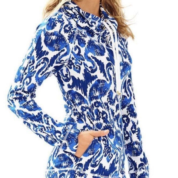 Lilly Pulitzer Jackets & Blazers - Lilly Pulitzer Angela Zip up jacket in Resort Navy